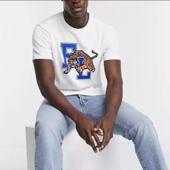 Levi's x Justin Timberlake White Tiger Graphic Shirt Size Large - Picture 1 of 9